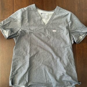 Figs Graphite Women’s Catarina One Pocket Scrub Top